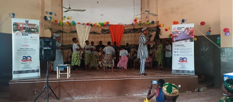 l'équipe agbaja en pleine danse